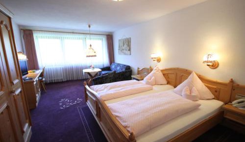 Comfort Double Room with Balcony and Garden View