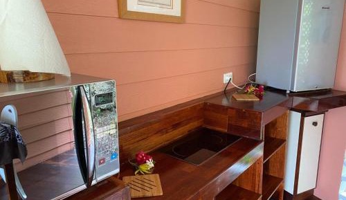 One-Bedroom Bungalow