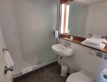 Standard Room - 2 Single Beds