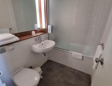 Standard Room - 1 Double Bed