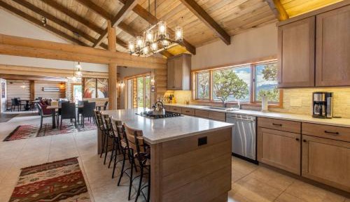 Six-Bedroom Holiday Home