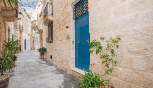 Three-Bedroom Villa (6 Adults)