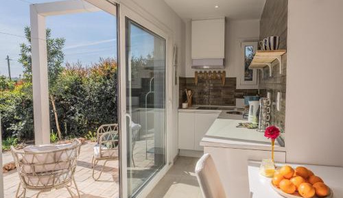 Apartment with Garden View