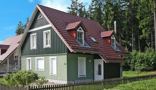 Five-Bedroom Holiday Home