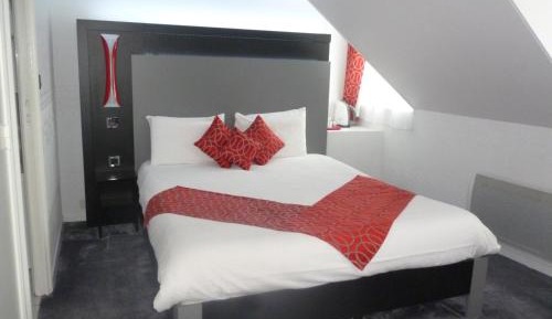 Deluxe Double Room with Shower