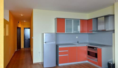 Deluxe Apartment with Balcony