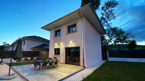 Four-Bedroom Villa