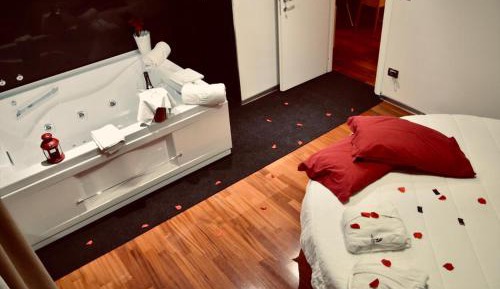 King Suite with Spa Bath