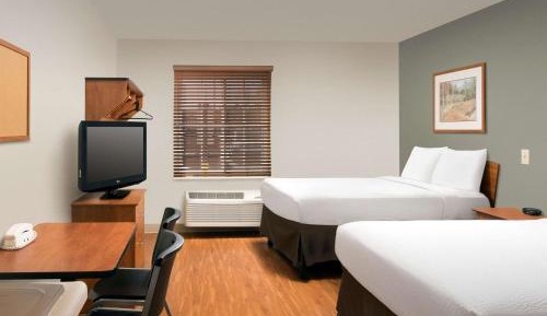 Queen Room with Two Queen Beds - Accessible/Non-Smoking 