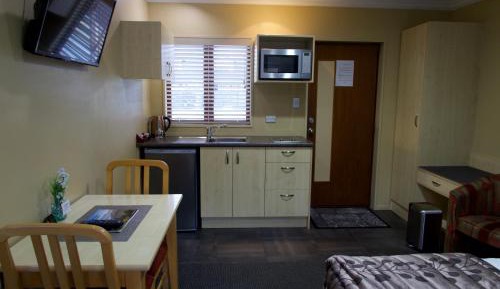 Deluxe Studio with Spa Bath