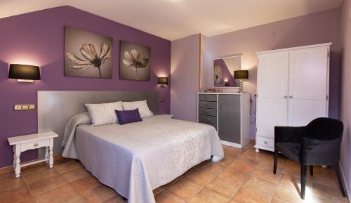 One-Bedroom Apartment (2 Adults)