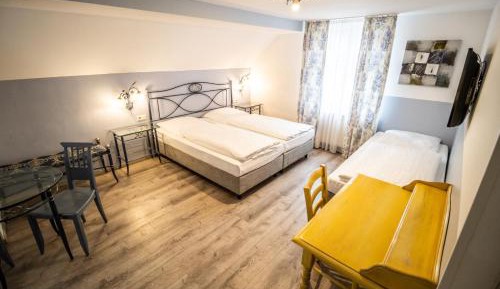 Triple Room with Bathroom