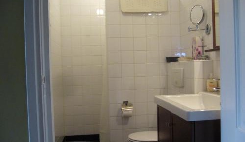 Twin Room with Private Bathroom