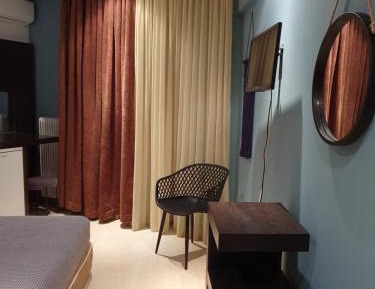 Deluxe Double Room with Side Sea View