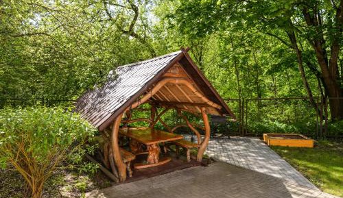 Studio (2 Adults)