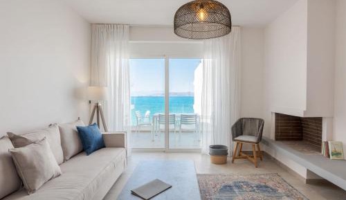 Deluxe Suite with Sea View
