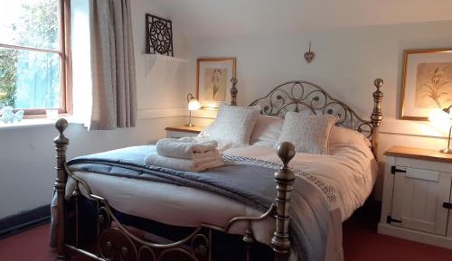 Deluxe Double Room with Bath