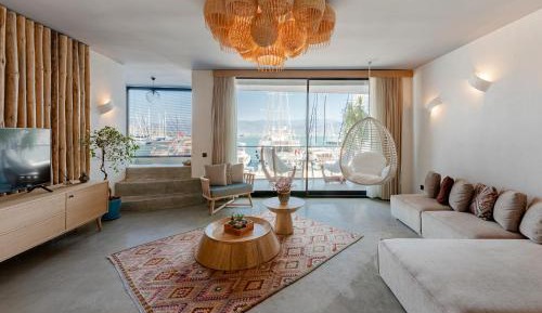 Suite with Private Pool