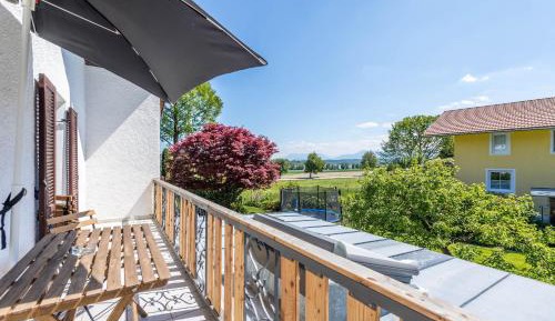 Superior One-Bedroom Apartment with Balcony