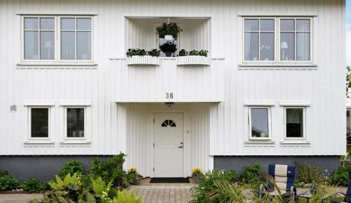 One-Bedroom Holiday Home
