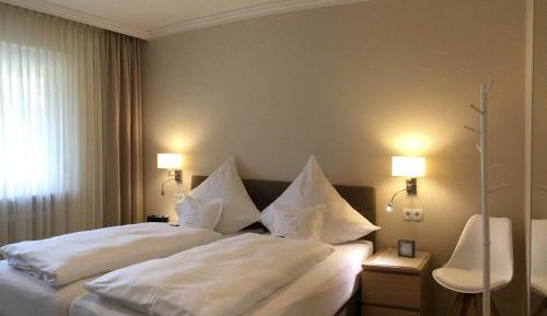 Suite with Garden View