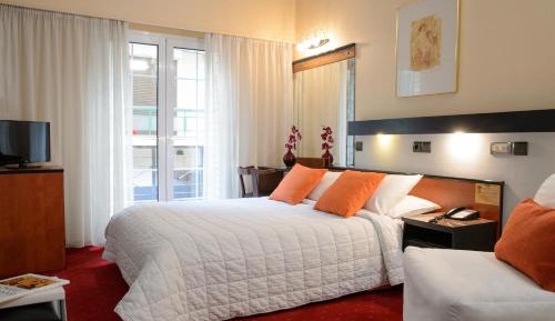 Triple Room with Small Balcony