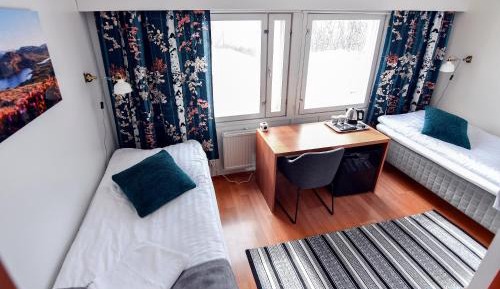 Twin Room with Bathroom