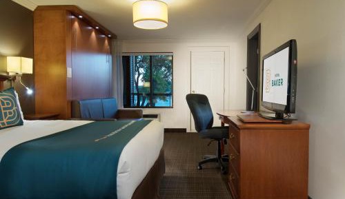 Classic Double Room with Balcony