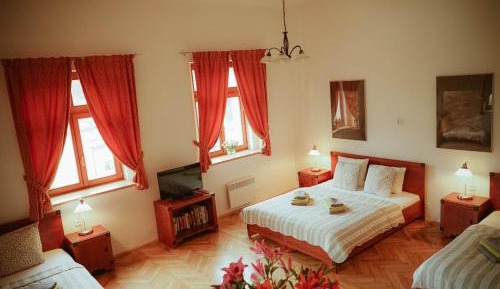 Studio with Garden View (4 Adults)