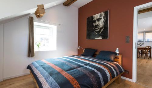 Superior One-Bedroom Apartment