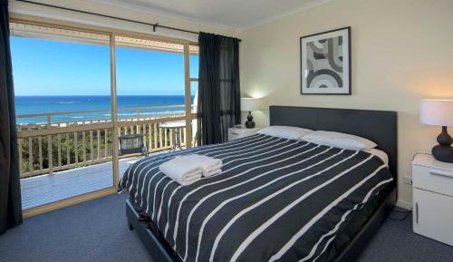 Two-Bedroom Villa with Beach and Ocean View