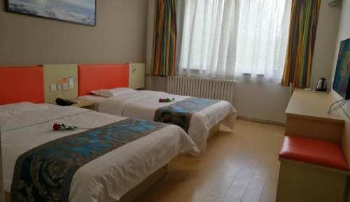 Comfortable Twin Room