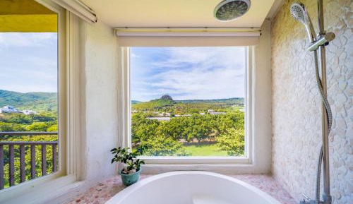 Double Room with Mountain View