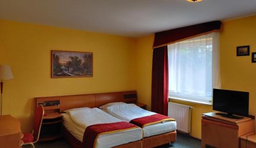 Small Double Room