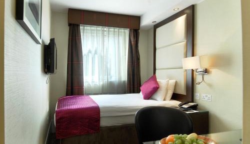 Deluxe Single Room