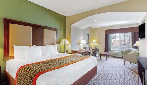 Executive King Room - Non-Smoking