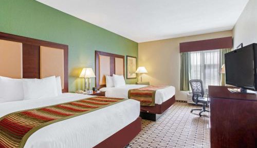 Suite with Two Queen Beds - Mobility Access/Non-Smoking