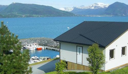 Two-Bedroom Holiday Home