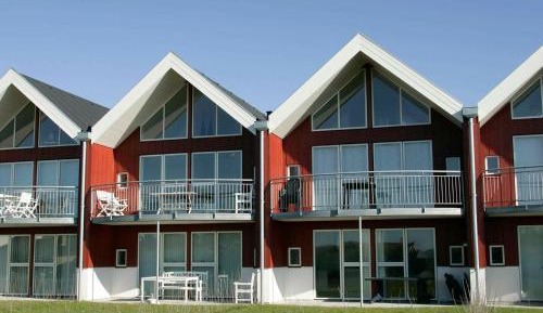 Three-Bedroom Holiday Home 