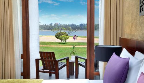Superior Lagoon View Room