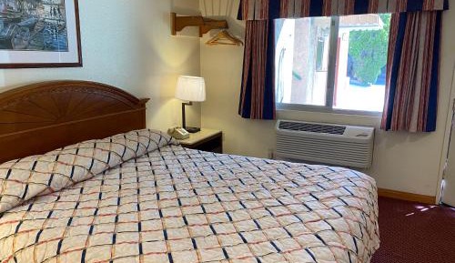 King Room with Spa Bath