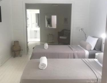 Superior King Room with Private Bathroom