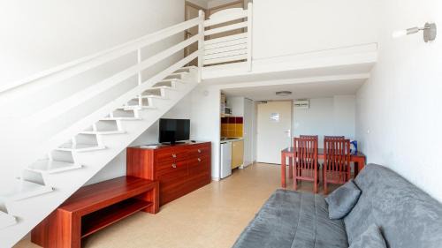 One-Bedroom Apartment (4 Adults)