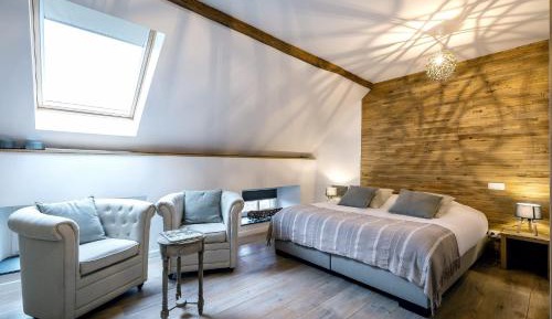 Deluxe Double Room with Shower