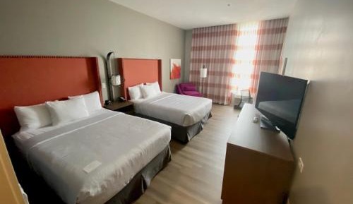 Queen Room with Two Queen Beds - Accessible