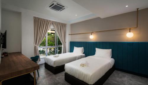 Deluxe Twin Room
