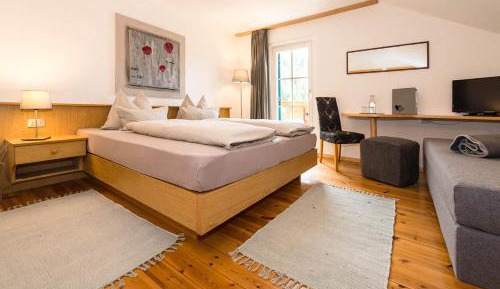 Double Room with Mountain View