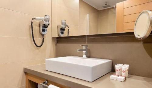 Double Room with Sea View - Non-Smoking