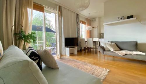 One-Bedroom Apartment