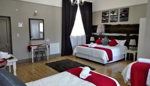 Deluxe Family Room